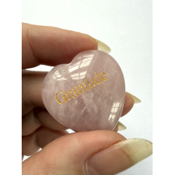 Rosakvarts hjerte m tekst 