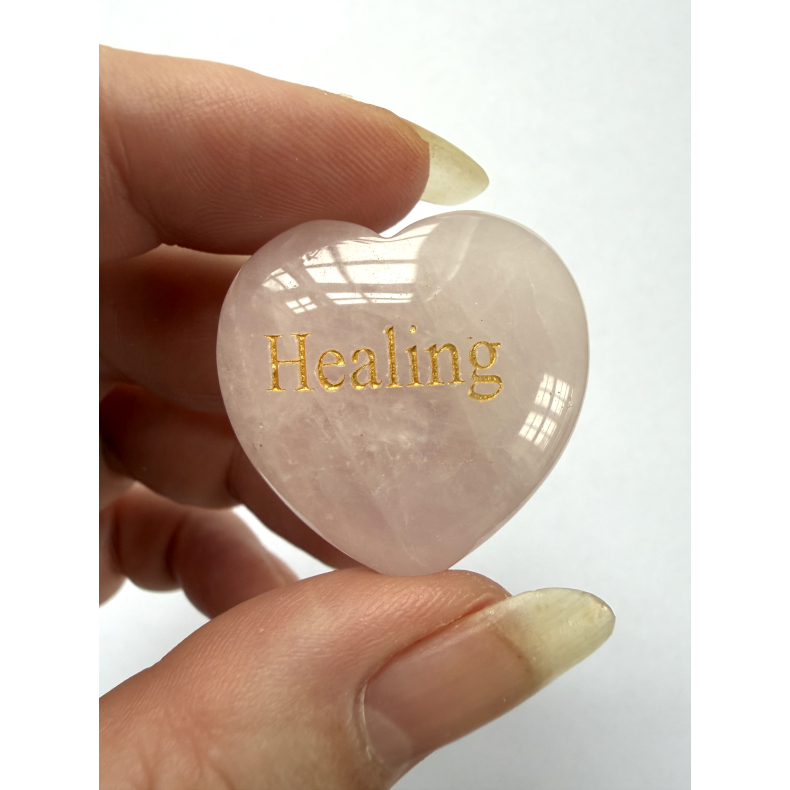 Rosakvarts hjerte m tekst 