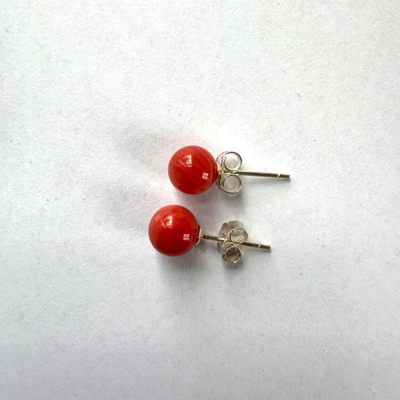 R�d Koral �restikker i s�lv 