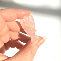 Rosakvarts lille engel 