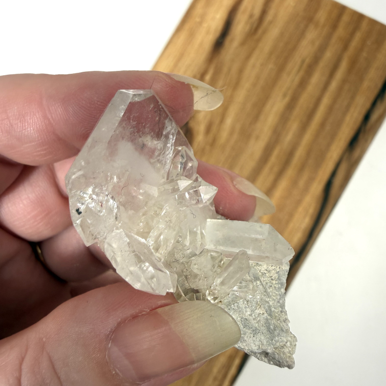 Bjergkrystal klynger meget klare asos 