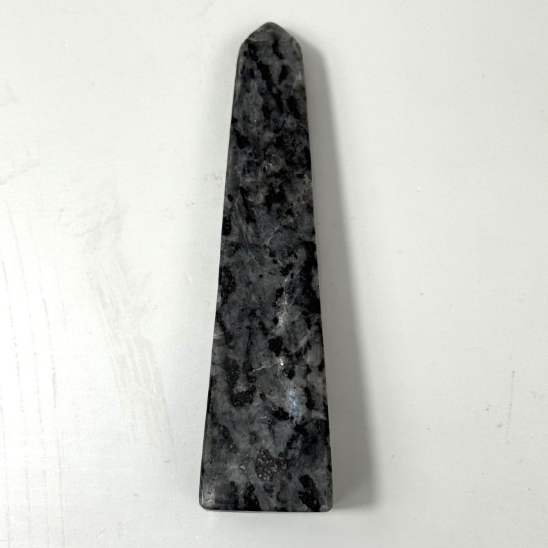 Larvikit/ bl� m�nesten T�rn N