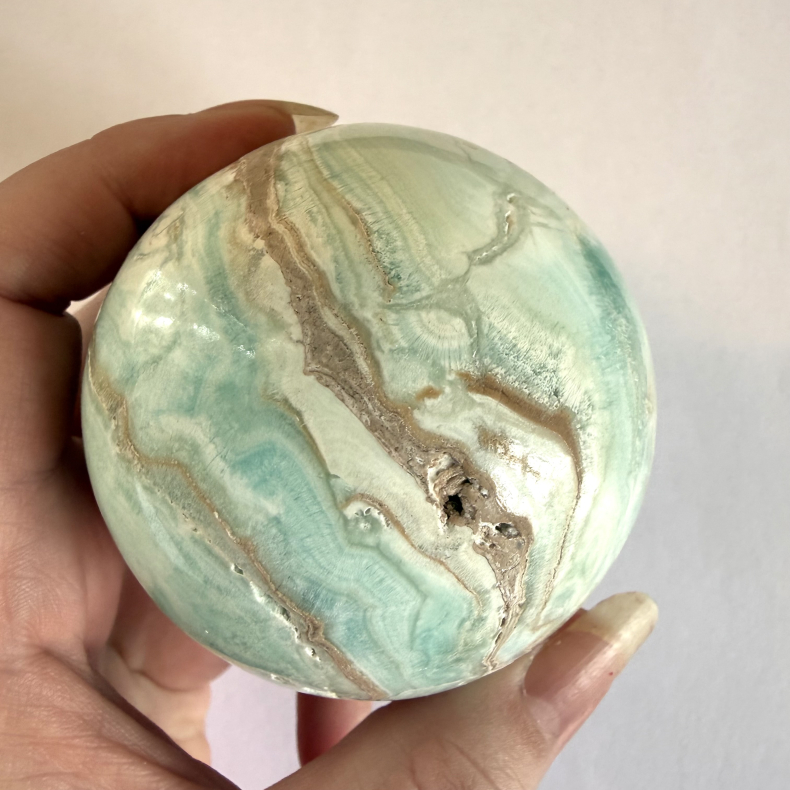 Caribisk Calcit Kugle N 