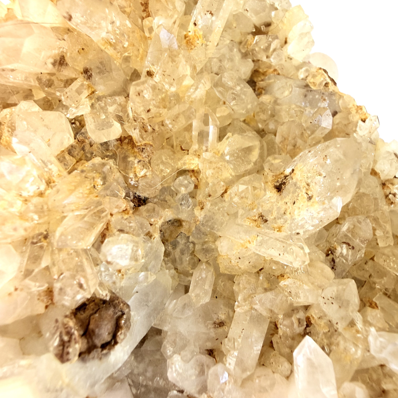 Bjergkrystal m Golden Healer klynge V 