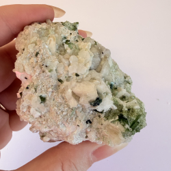 Gr�n Turmalin i kvarts klynge R