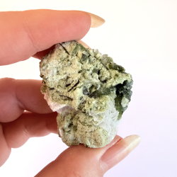 Gr�n Turmalin i kvarts Klynge O