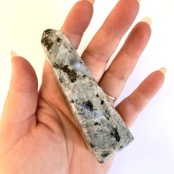 Larvikit/bl� m�nesten T�rn M