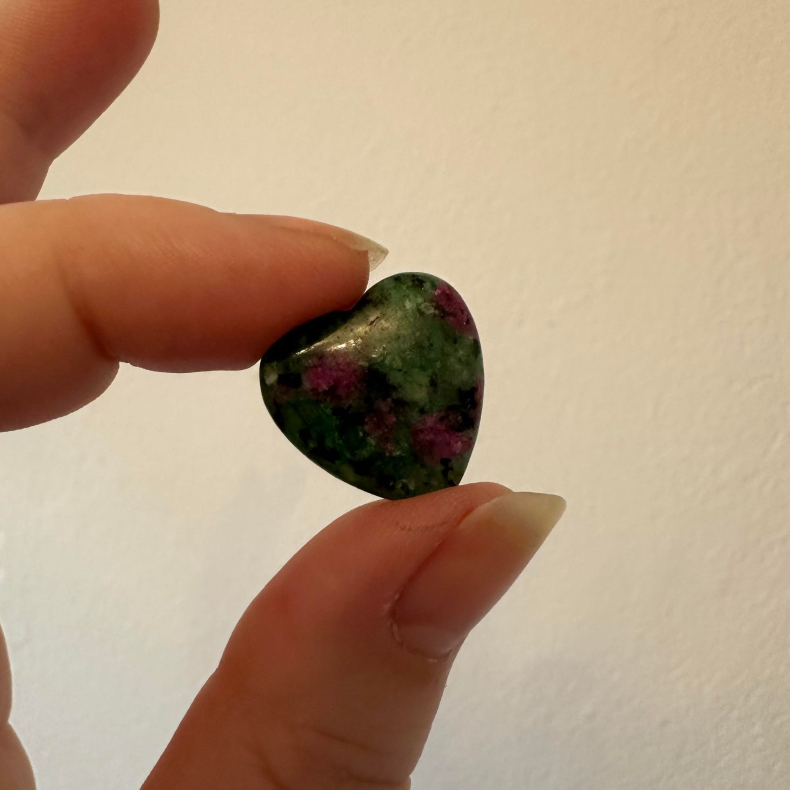 Rubin i Zoisit mini hjerte 