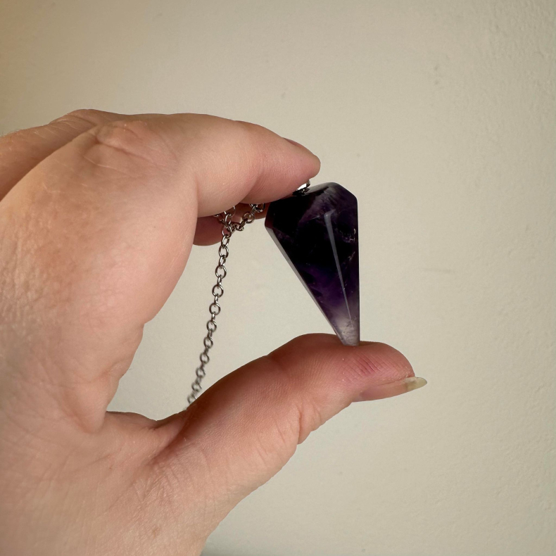 Pendul Ametyst spids