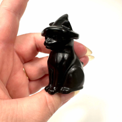 Sort Obsidian, Hekse kat 