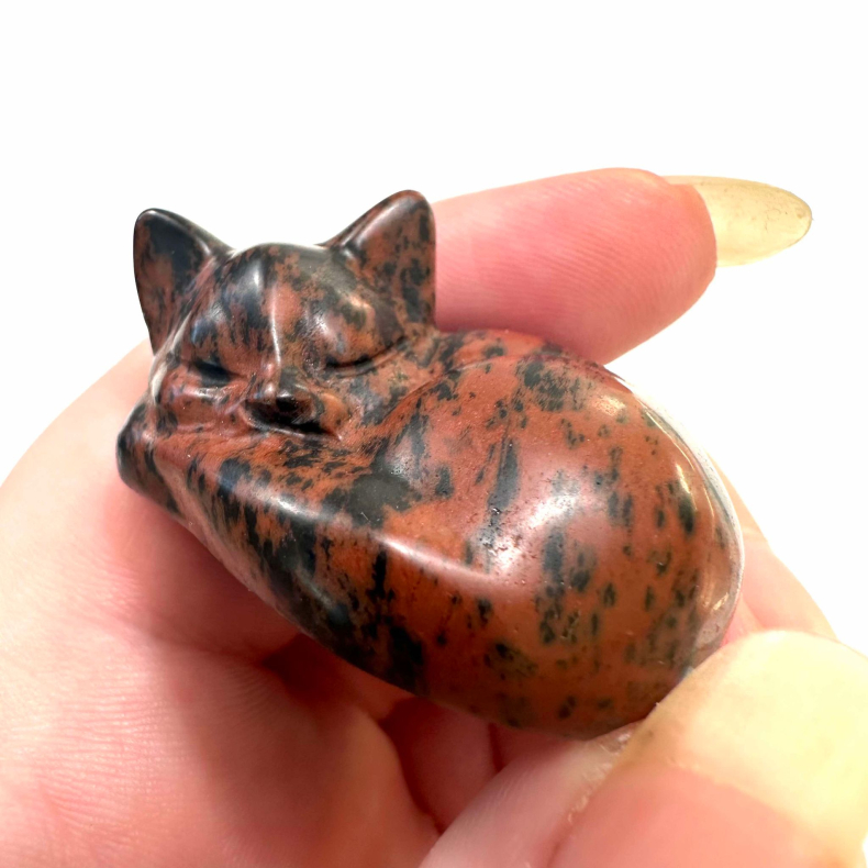 Rd Obsidian, Sovende katte 