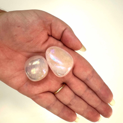 Aura Rosakvarts, Lommesten