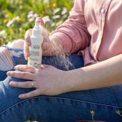 Officina Naturae-Myggespray-On "Milk"